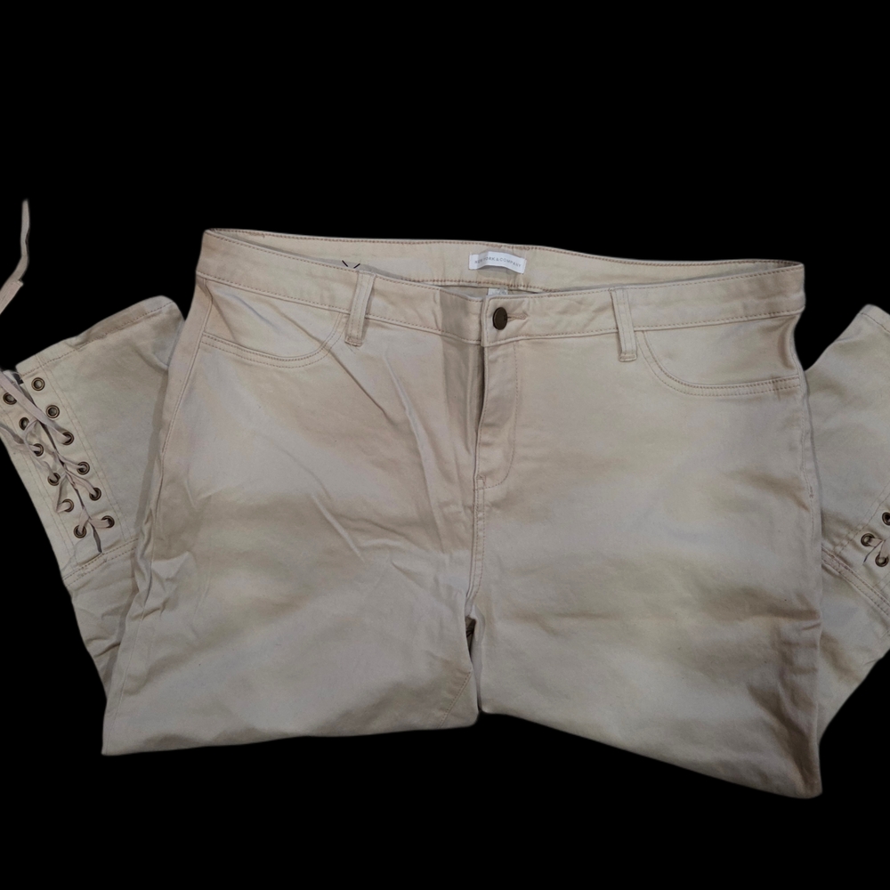 New York & Company Women's Straight Leg Jeans - Beige